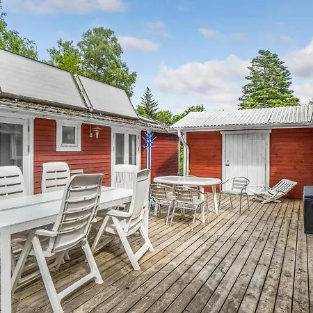 5 Bedroom Amazing In Holiday home